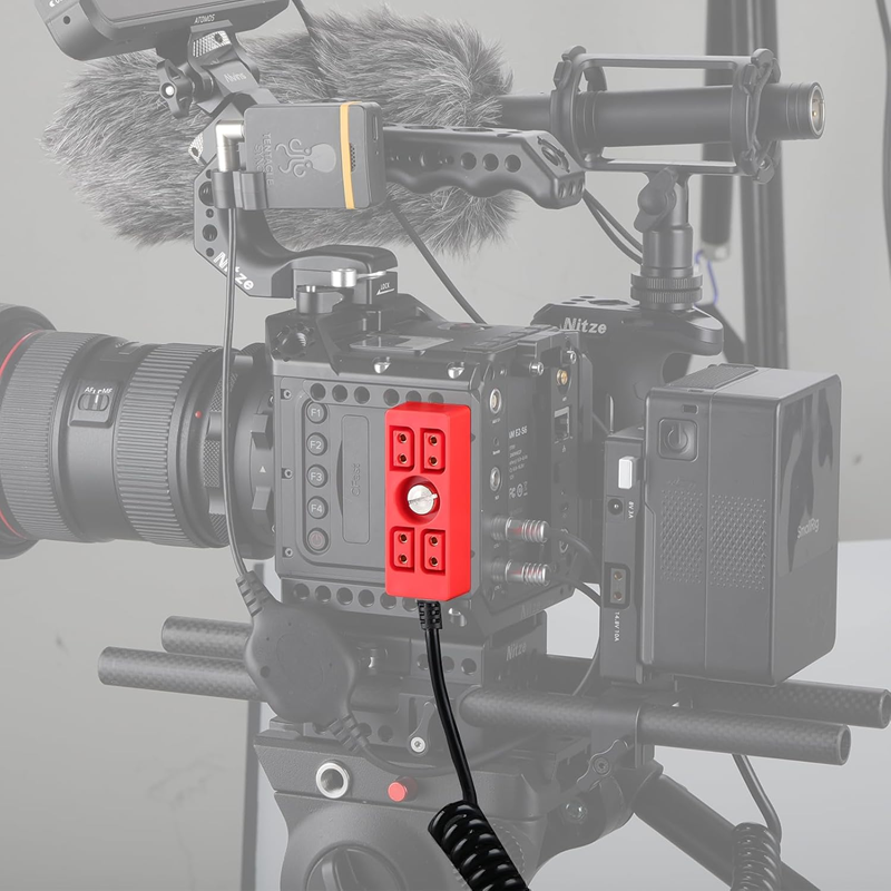 Hub D-Tap, Splitter D-Tap 4 puertos, Divisor D-Tap, Cable Adaptador D-Tap, Distribuidor Energia V-Mount, Rigging Camara Peru, Alquiler D-Tap Splitter, E2 Peru, e2peru, Rental Audiovisual